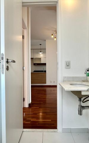 Apartamento à venda com 75m², 2 quartos e 1 vaga Apartamento à venda com 75m², 2 quartos e 1 vagaBanheiro social