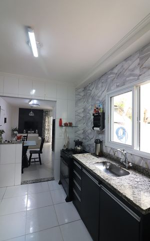 Apartamento à venda com 107m², 3 quartos e 2 vagasCozinha 