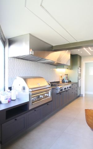 Apartamento à venda com 196m², 4 quartos e 3 vagasCozinha - Armários