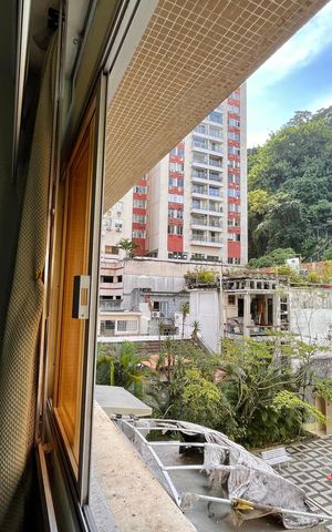 Apartamento à venda com 81m², 2 quartos e 1 vaga