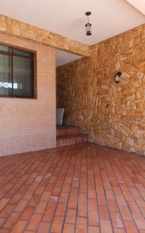 Casa à venda com 150m², 3 quartos e 2 vagasGaragem