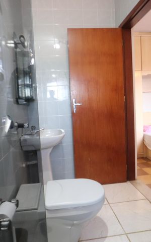 Casa à venda com 150m², 3 quartos e 2 vagasBanheiro da Suíte