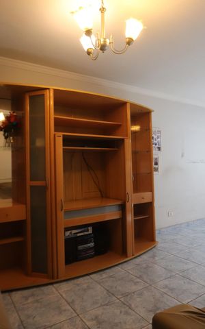 Casa à venda com 150m², 3 quartos e 2 vagasSala