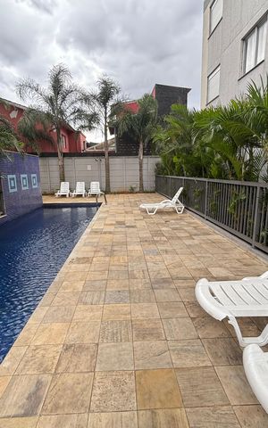 Apartamento à venda com 42m², 2 quartos e sem vagaÁrea comum - Piscina