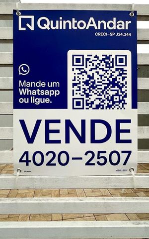 Casa à venda com 274m², 3 quartos e 6 vagas Casa à venda com 274m², 3 quartos e 6 vagasPlaquinha