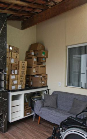 Casa à venda com 274m², 3 quartos e 6 vagas Casa à venda com 274m², 3 quartos e 6 vagasChurrasqueira