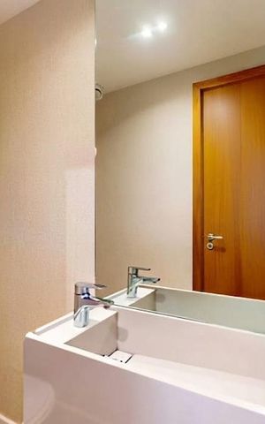 Apartamento à venda com 87m², 2 quartos e 1 vaga Apartamento à venda com 87m², 2 quartos e 1 vagaBanheiro