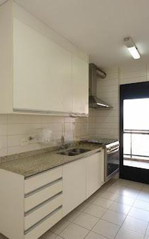 Apartamento à venda com 195m², 4 quartos e 4 vagas