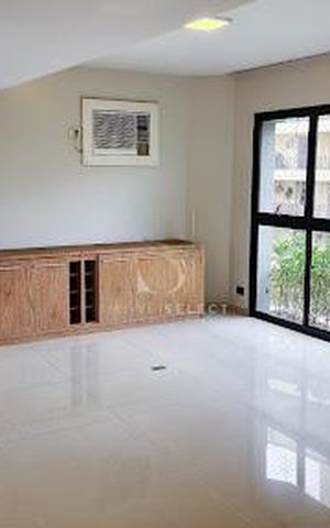 Apartamento à venda com 394m², 4 quartos e 2 vagas