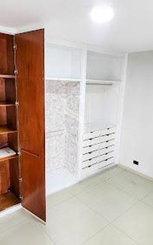 Apartamento à venda com 394m², 4 quartos e 2 vagas