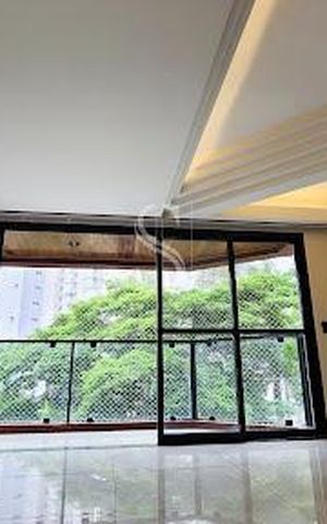 Apartamento à venda com 394m², 4 quartos e 2 vagas