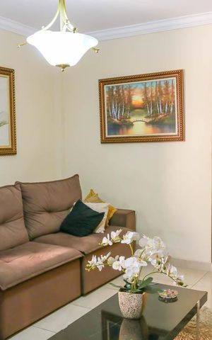 Casa à venda com 233m², 3 quartos e 2 vagas Casa à venda com 233m², 3 quartos e 2 vagasSala - 1º Pavimento