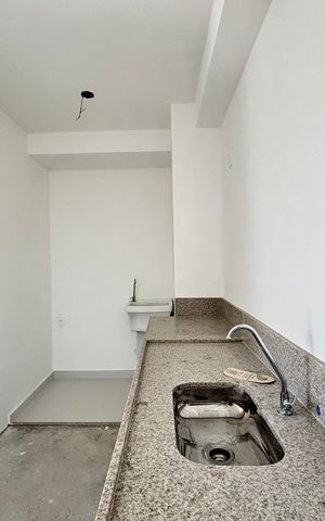 Apartamento à venda com 38m², 2 quartos e sem vaga Apartamento à venda com 38m², 2 quartos e sem vagaSala/Cozinha