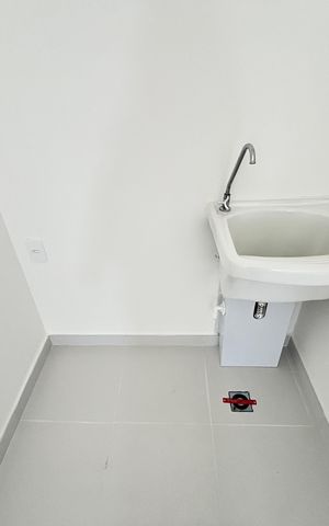 Apartamento à venda com 38m², 2 quartos e sem vaga Apartamento à venda com 38m², 2 quartos e sem vagaSala/Cozinha