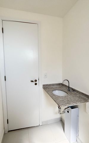 Apartamento à venda com 38m², 2 quartos e sem vaga Apartamento à venda com 38m², 2 quartos e sem vagaBanheiro