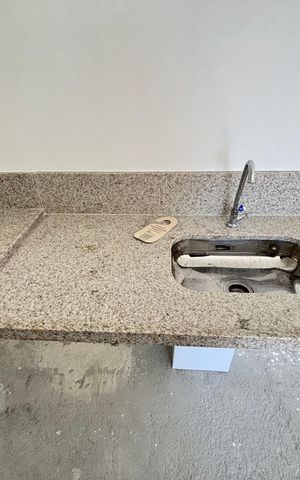 Apartamento à venda com 38m², 2 quartos e sem vaga Apartamento à venda com 38m², 2 quartos e sem vagaSala/Cozinha