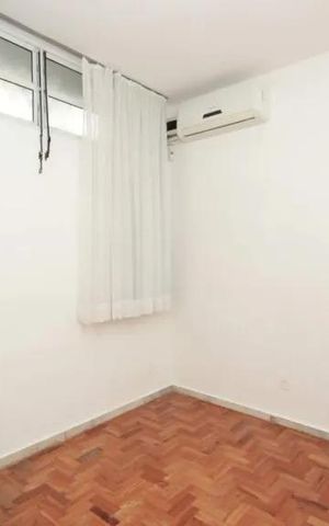 Casa para alugar com 375m², 4 quartos e 3 vagas