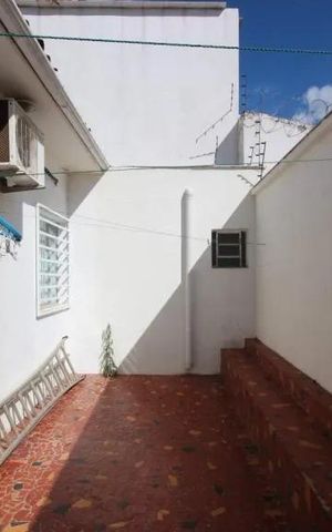 Casa para alugar com 375m², 4 quartos e 3 vagas