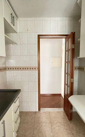 Apartamento à venda com 68m², 3 quartos e 1 vaga Apartamento à venda com 68m², 3 quartos e 1 vagaCozinha