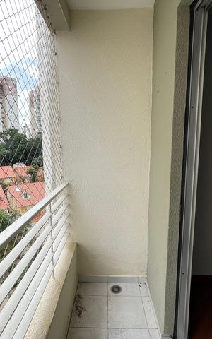 Apartamento à venda com 68m², 3 quartos e 1 vaga Apartamento à venda com 68m², 3 quartos e 1 vagaVaranda