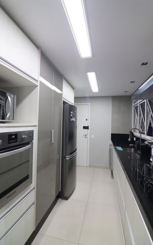 Apartamento à venda com 156m², 3 quartos e 3 vagasCozinha