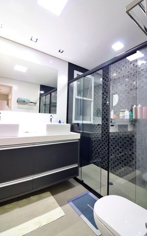 Apartamento à venda com 156m², 3 quartos e 3 vagasSuíte 1 Banheiro 