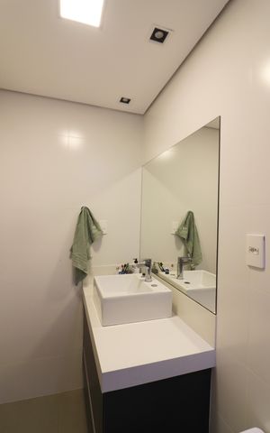 Apartamento à venda com 156m², 3 quartos e 3 vagasSuíte 2 Banheiro 