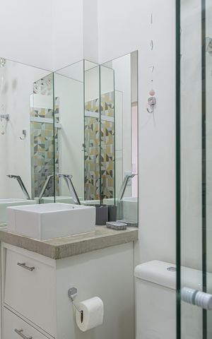 Studio à venda com 40m², 1 quarto e sem vaga Studio à venda com 40m², 1 quarto e sem vagaBanheiro