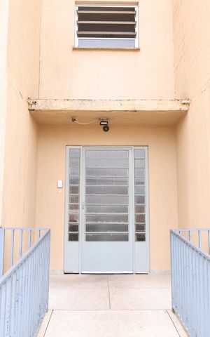 Apartamento à venda com 48m², 2 quartos e 1 vagaÁrea comum - Saguão do prédio