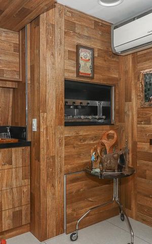 Apartamento à venda com 200m², 2 quartos e 4 vagasSala