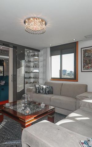 Apartamento à venda com 200m², 2 quartos e 4 vagasSala
