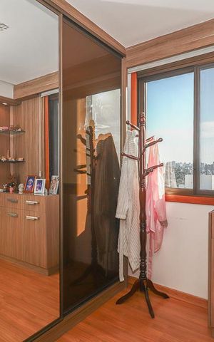 Apartamento à venda com 200m², 2 quartos e 4 vagasCloset da suíte