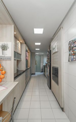 Apartamento à venda com 200m², 2 quartos e 4 vagasCozinha