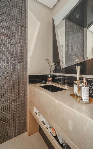 Apartamento à venda com 200m², 2 quartos e 4 vagasLavabo
