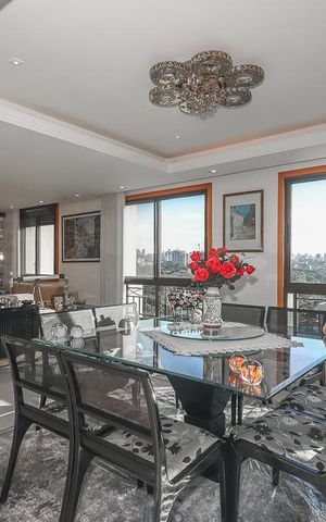 Apartamento à venda com 200m², 2 quartos e 4 vagasSala