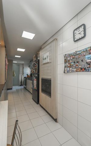 Apartamento à venda com 200m², 2 quartos e 4 vagasCozinha