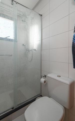 Apartamento à venda com 200m², 2 quartos e 4 vagasBanheiro da Suíte
