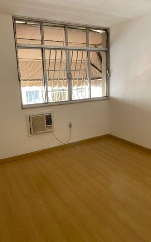 Apartamento à venda com 85m², 2 quartos e 1 vagaQuarto