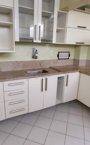 Apartamento à venda com 85m², 2 quartos e 1 vagaCozinha