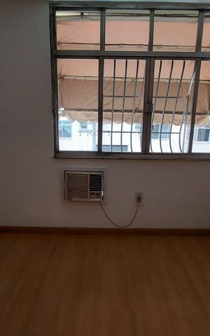Apartamento à venda com 85m², 2 quartos e 1 vagaSala