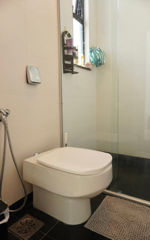 Apartamento à venda com 75m², 2 quartos e 2 vagas Apartamento à venda com 75m², 2 quartos e 2 vagasBanheiro Social