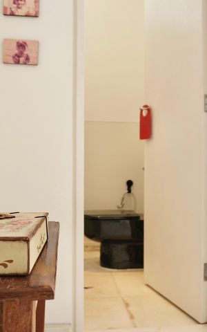 Apartamento à venda com 75m², 2 quartos e 2 vagas Apartamento à venda com 75m², 2 quartos e 2 vagasBanheiro da Suíte