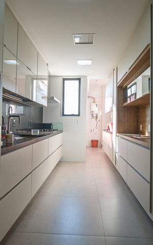 Apartamento à venda com 218m², 4 quartos e 2 vagas Apartamento à venda com 218m², 4 quartos e 2 vagasCozinha