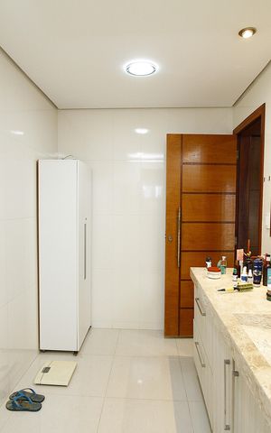 Casa à venda com 510m², 3 quartos e 2 vagasBanheiro da Suíte 1