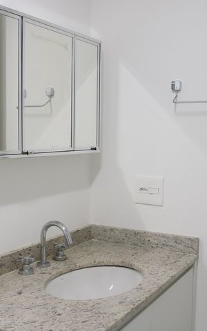 Apartamento à venda com 100m², 3 quartos e 2 vagasBanheiro 2