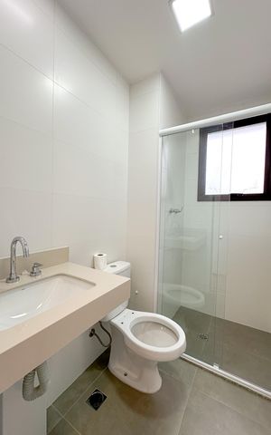 Apartamento à venda com 121m², 2 quartos e 2 vagas Apartamento à venda com 121m², 2 quartos e 2 vagasBanheiro Suíte