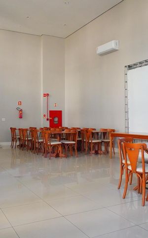 Apartamento à venda com 84m², 3 quartos e 2 vagas Apartamento à venda com 84m², 3 quartos e 2 vagasÁrea comum - Salão de festas