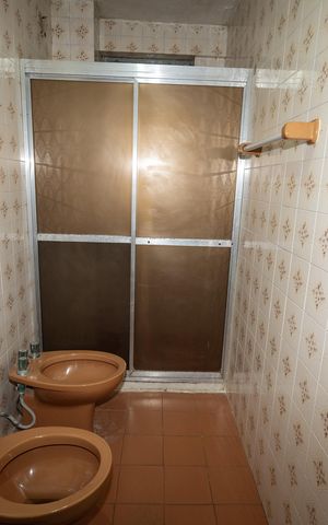 Apartamento à venda com 77m², 2 quartos e 1 vaga Apartamento à venda com 77m², 2 quartos e 1 vagaBanheiro
