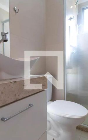 Apartamento à venda com 52m², 2 quartos e 1 vaga Apartamento à venda com 52m², 2 quartos e 1 vagaBanheiro