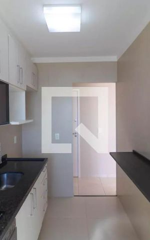 Apartamento à venda com 52m², 2 quartos e 1 vaga Apartamento à venda com 52m², 2 quartos e 1 vagaCozinha